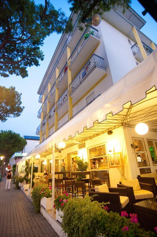 Hotel Roma 리도 디 예솔로 외부 사진